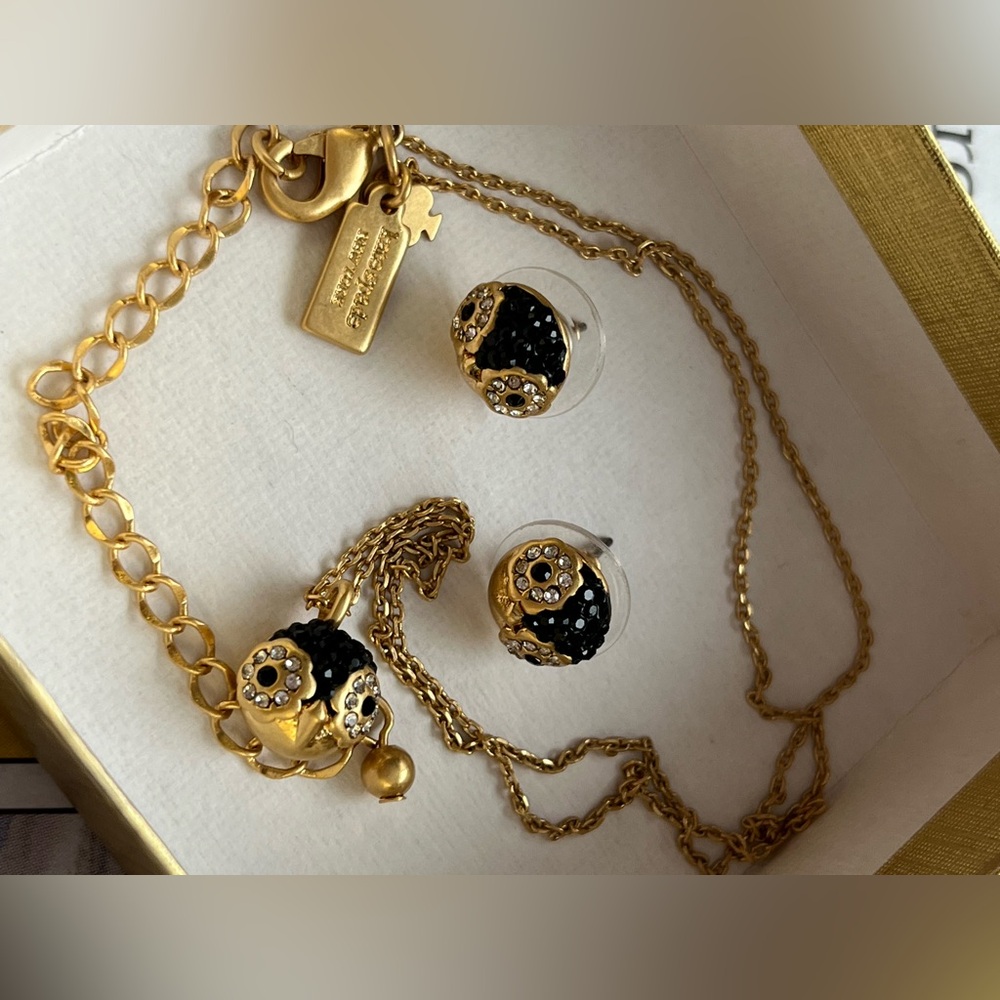 Kate Spade Dashing Beauty Penguin Earrings and Necklace